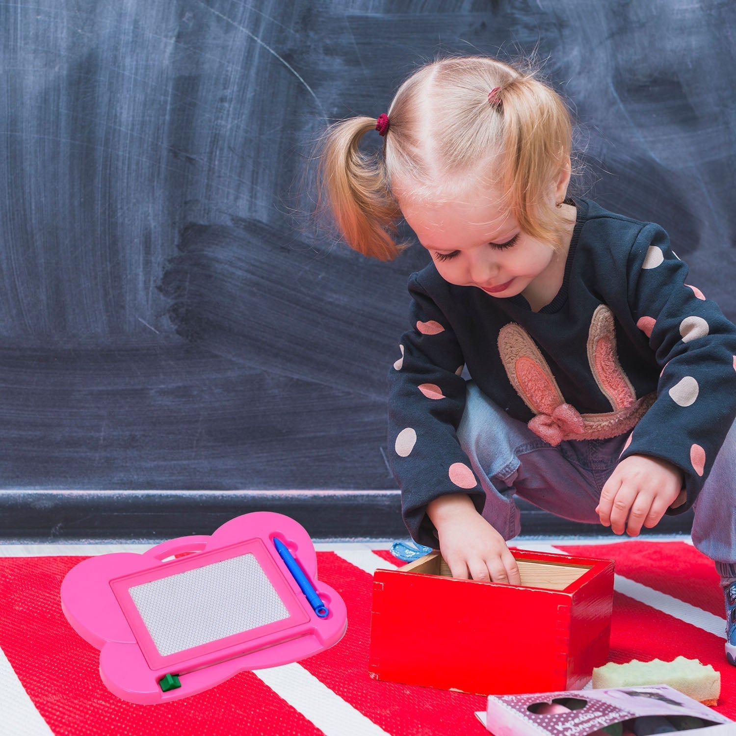 Magic Magnetic Drawing & Writing Slate Toy