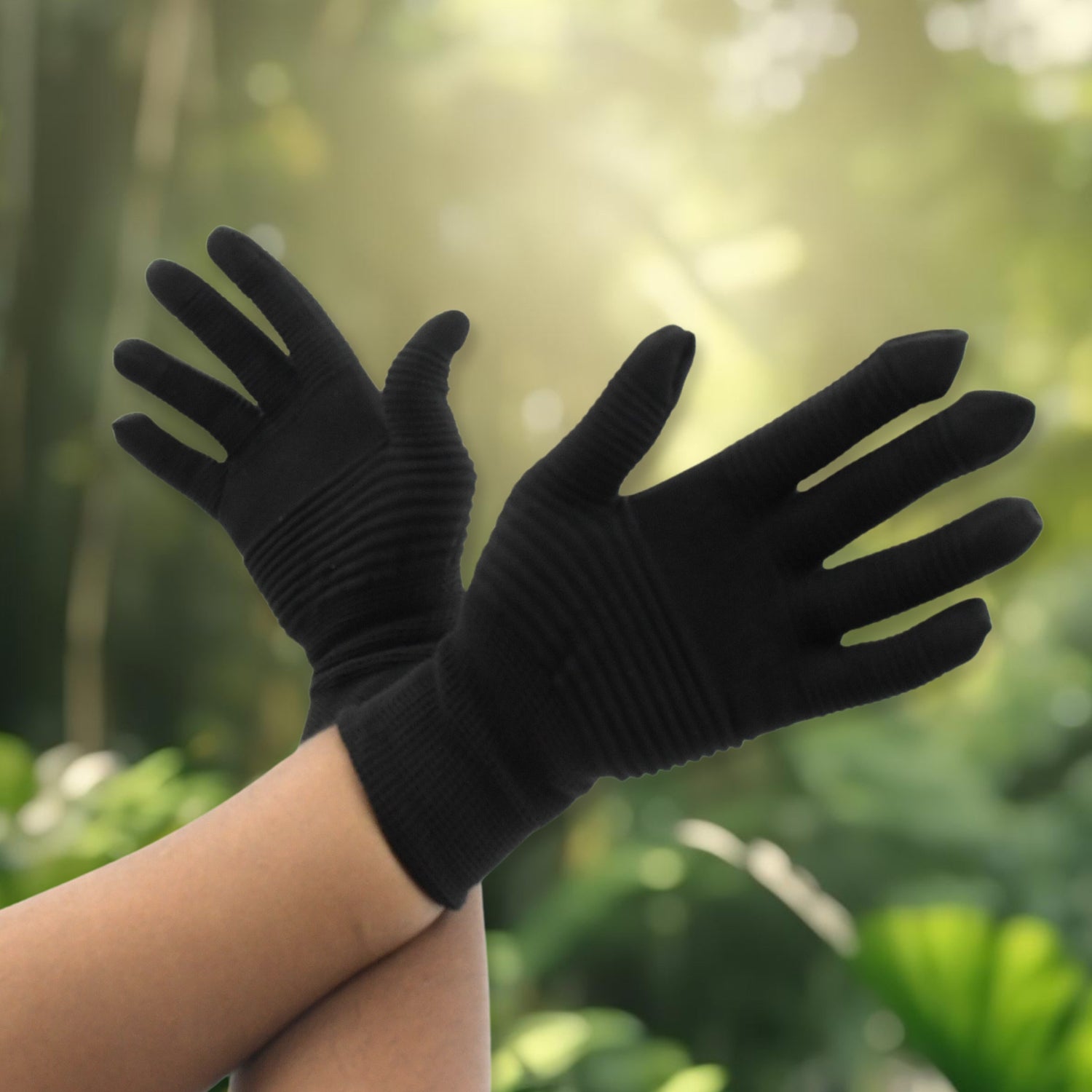 Small Hands, Big Protection: Heat Resistant, Cut-Proof Gloves