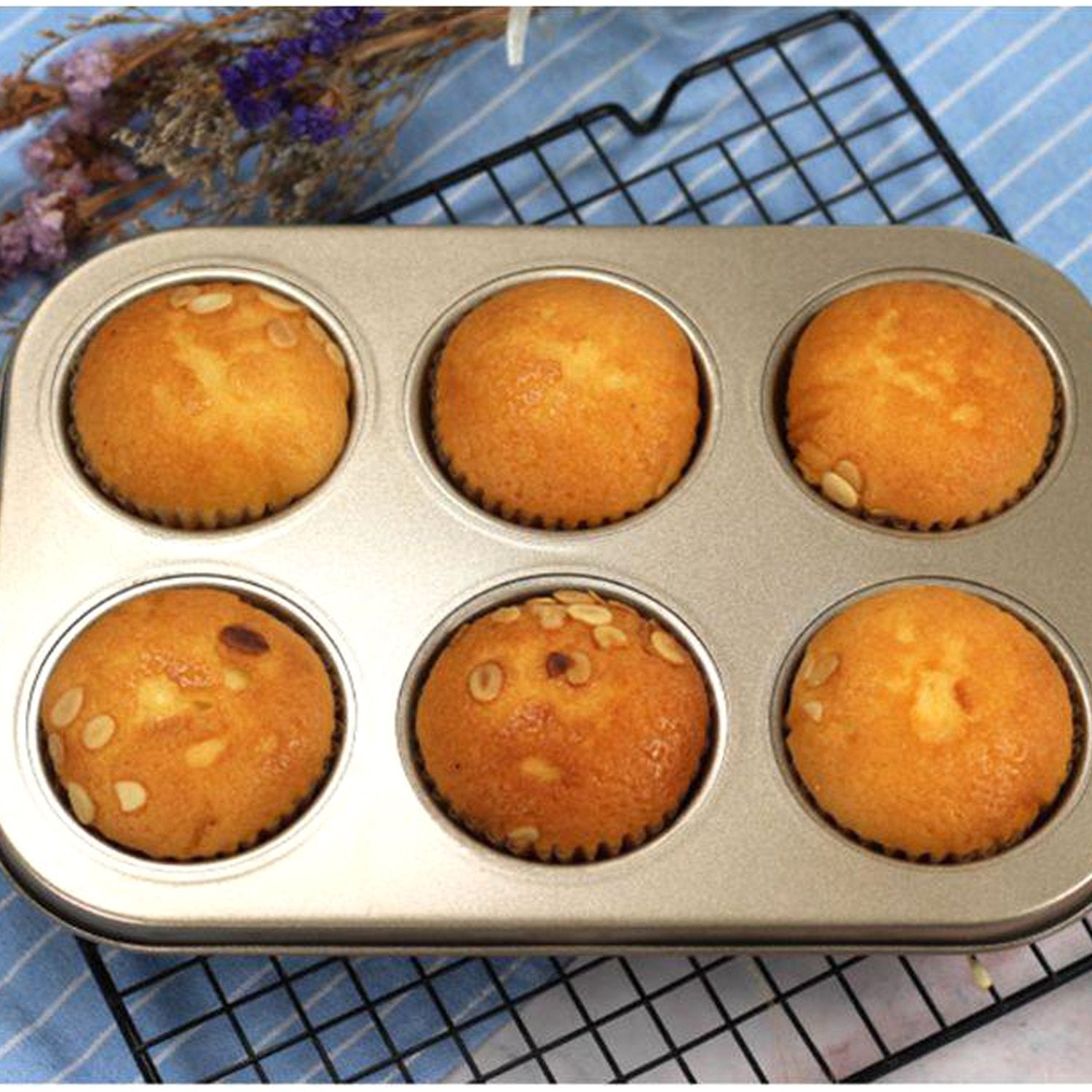 2573 Round Shape Carbon steel Muffin Cupcake Mould Case Bakeware 